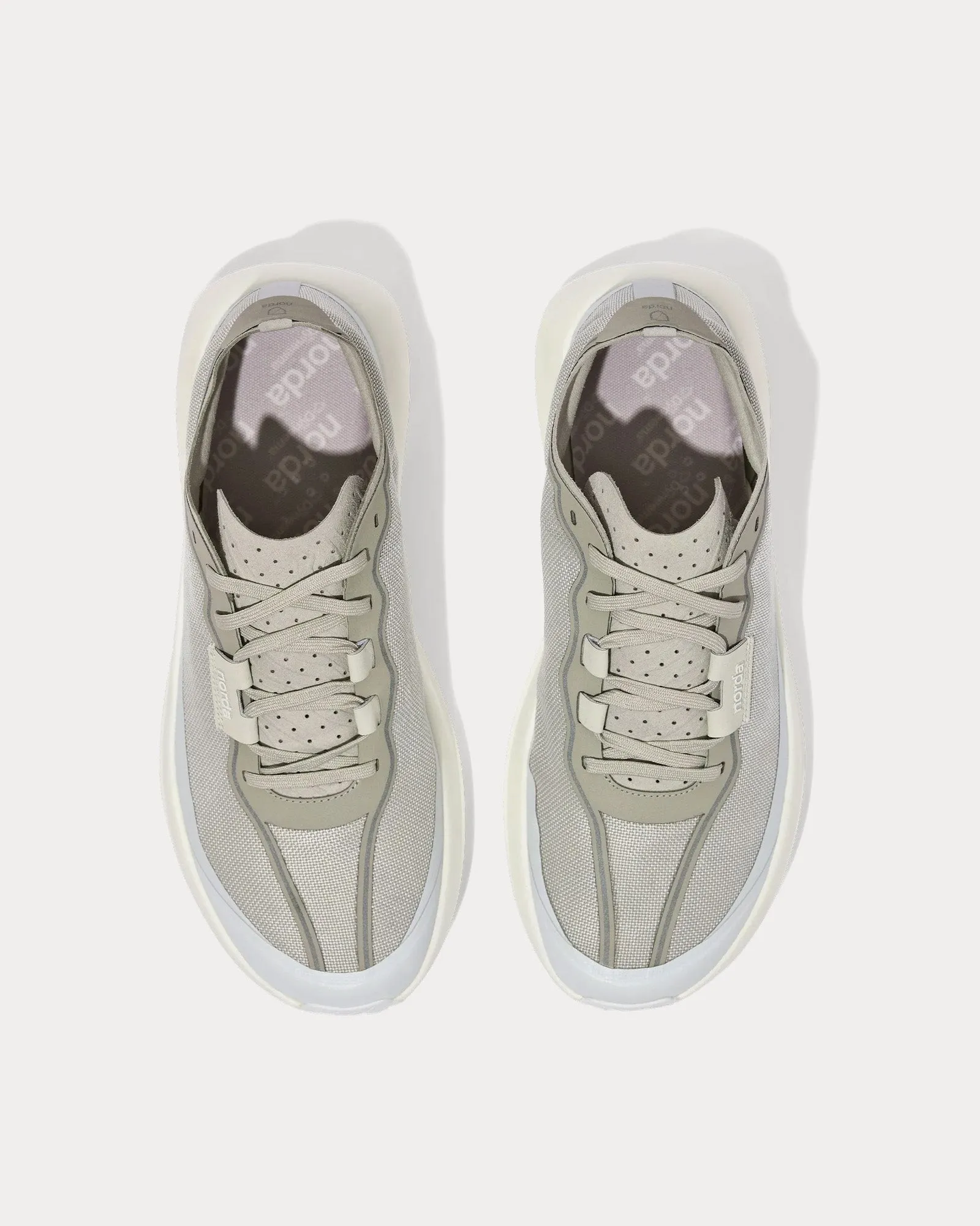 005 M Neve Running Shoes