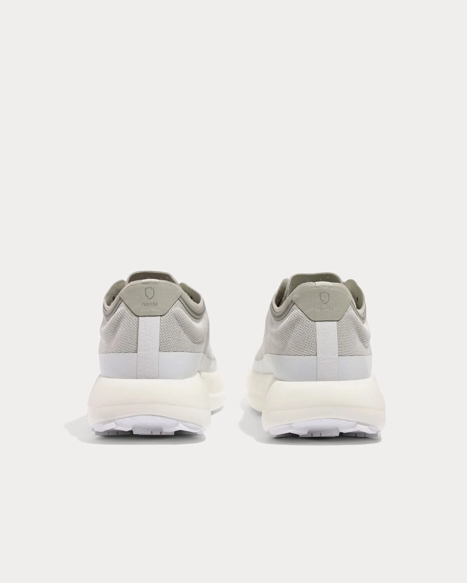 005 M Neve Running Shoes