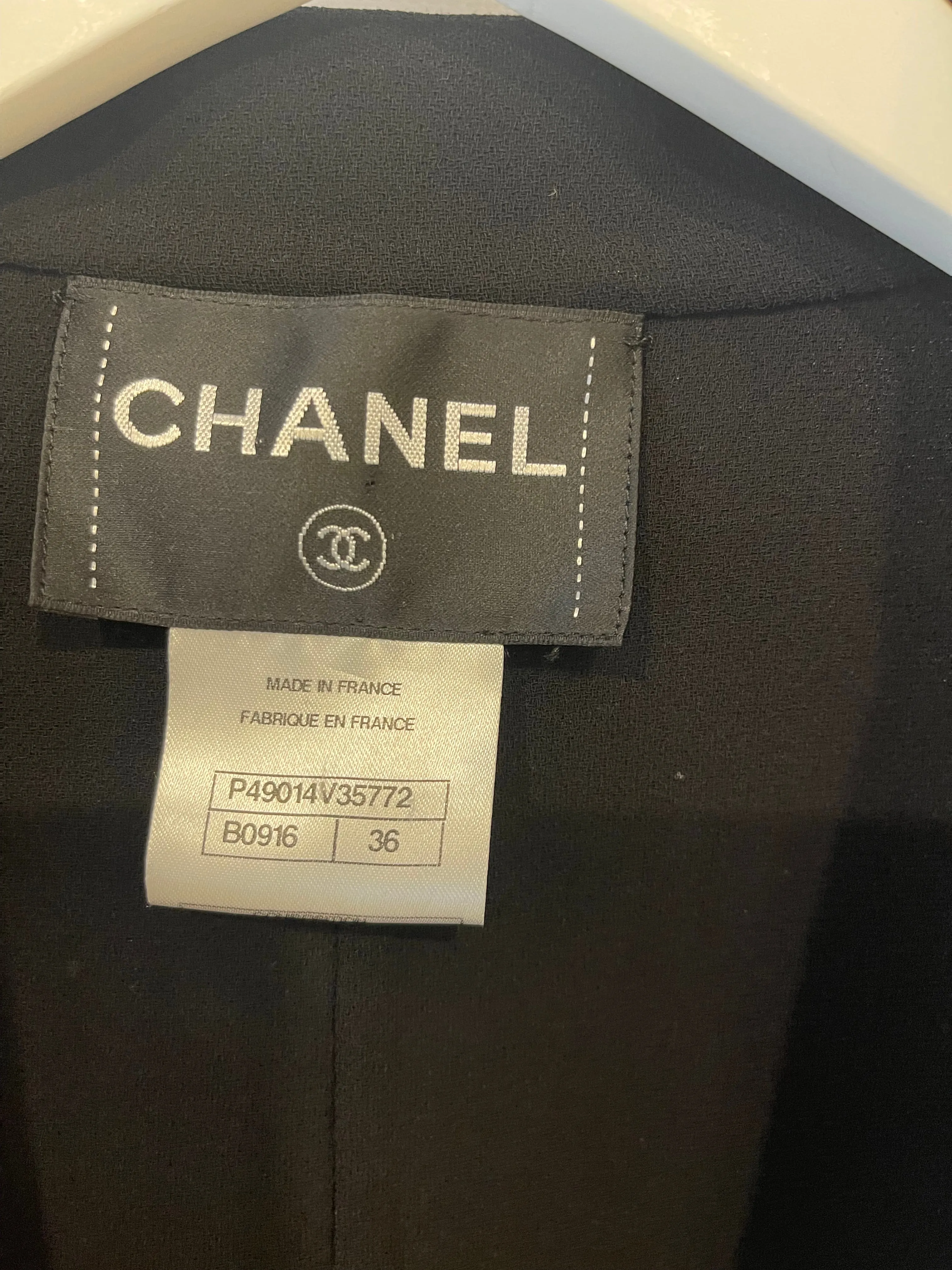 Chanel Light Grey And Black Belted Blazer Jacket With Cc Logo Buttons Size Fr 36 (uk 8)