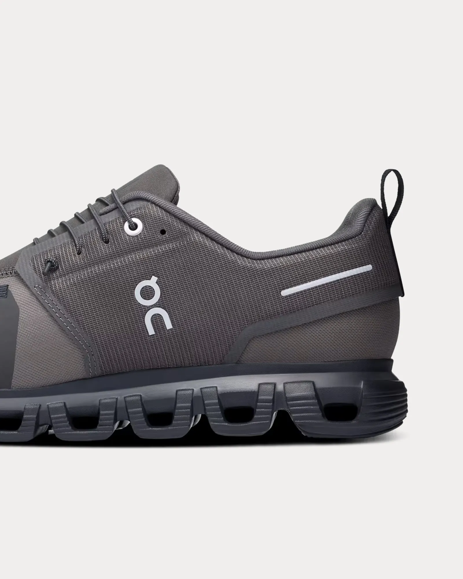 Cloud 6 WP Thorn / Black Running Shoes