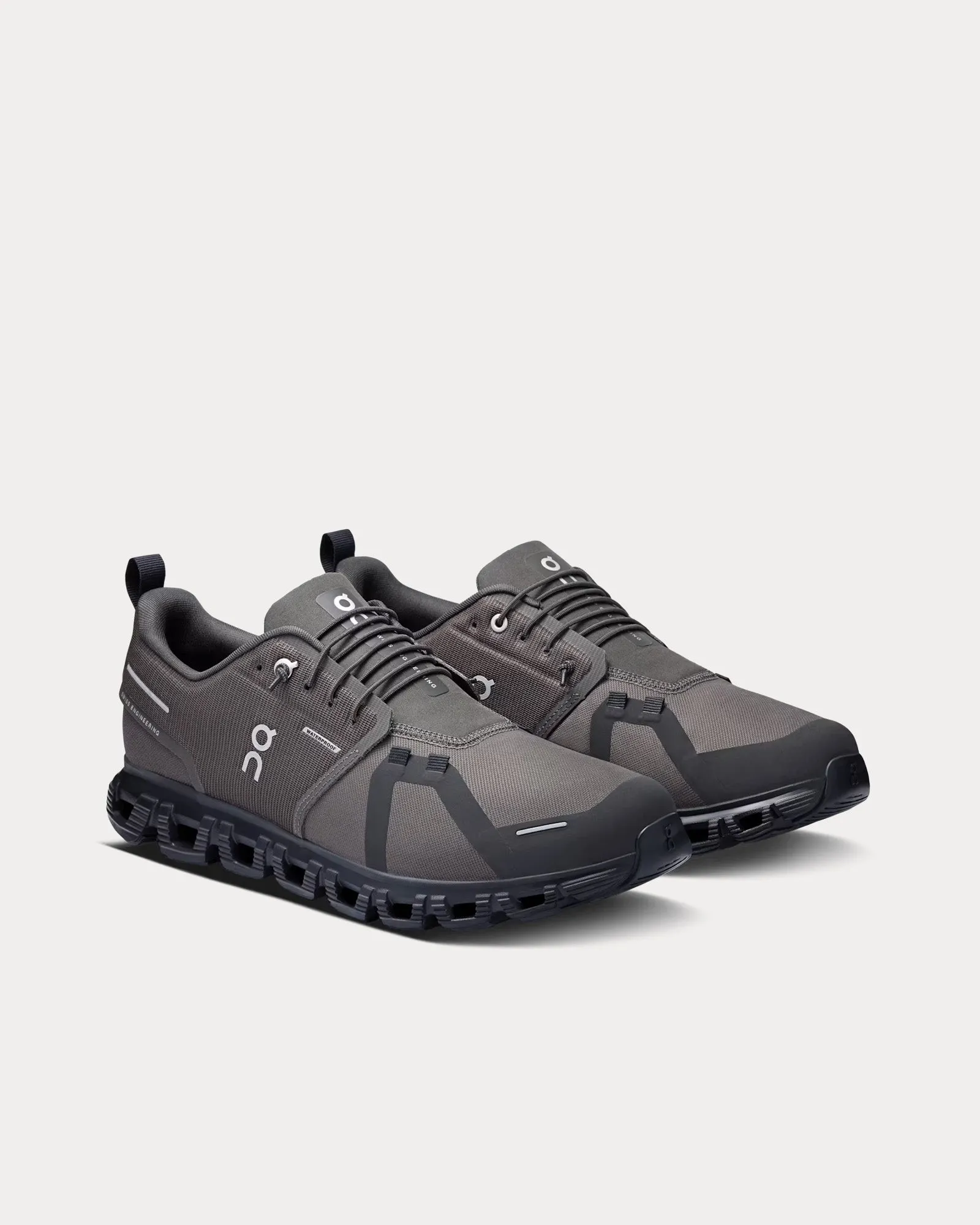 Cloud 6 WP Thorn / Black Running Shoes