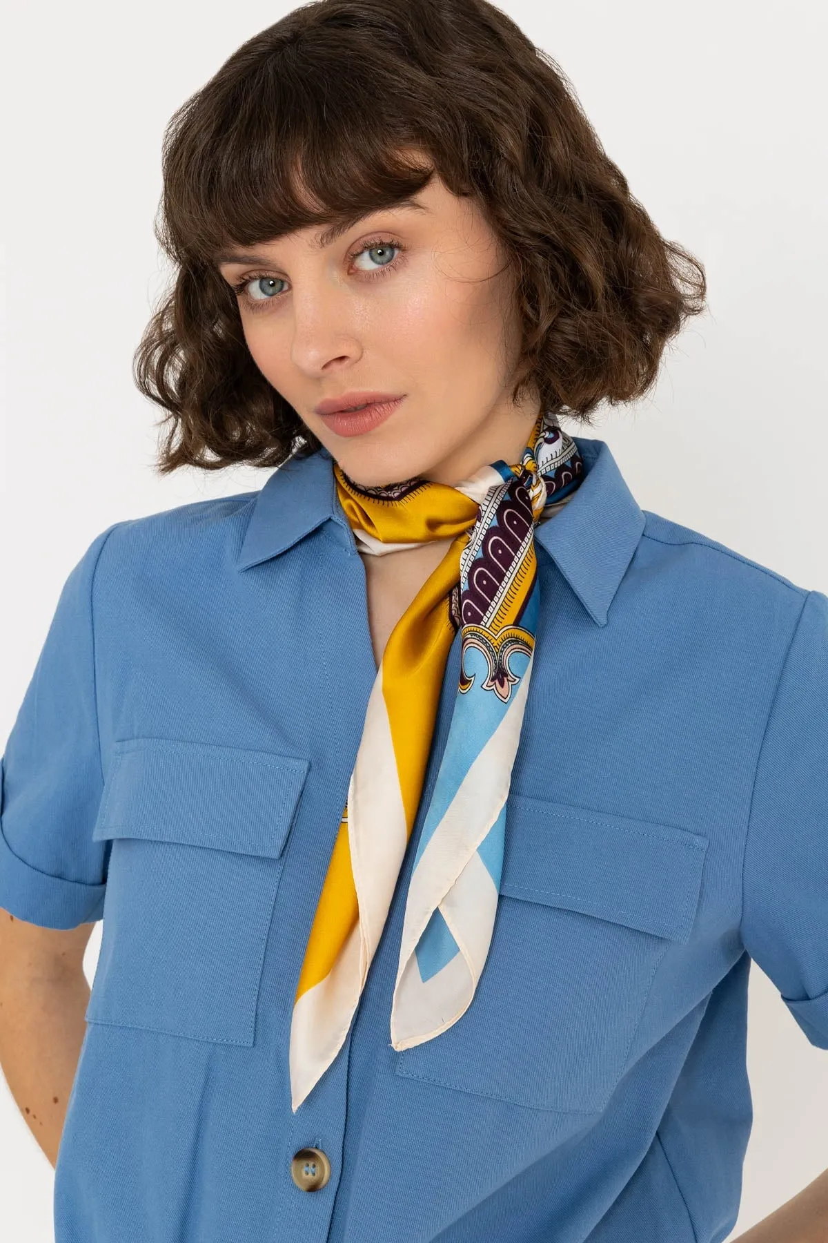 Crop Short Jacket in Blue