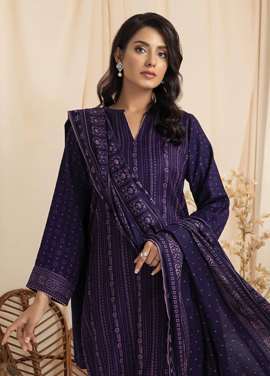D#1007C LSM Lakhany Cashmi Vool Printed Collection 1022 V-1