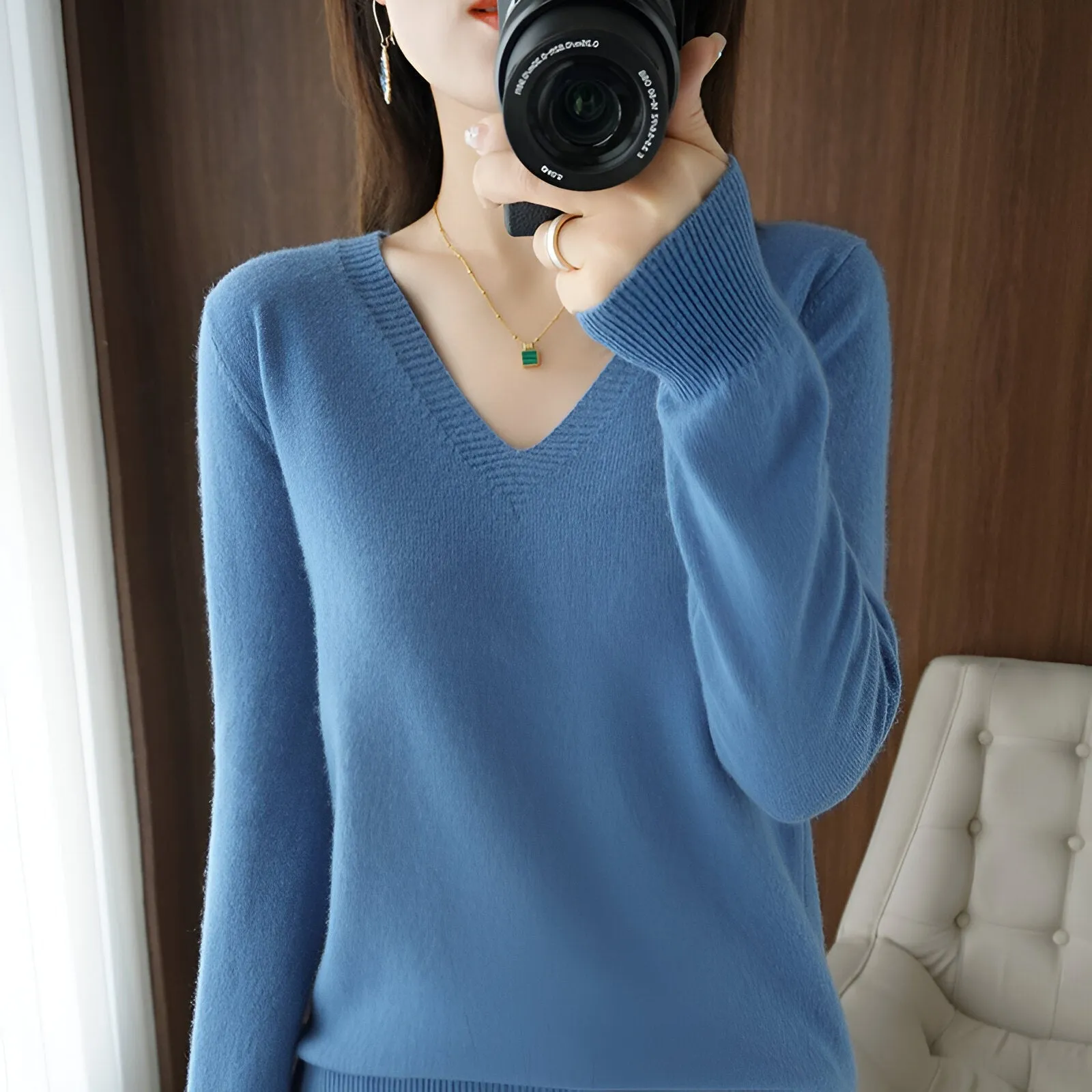 Ivyshape | Comfortable V-neck knitted sweater