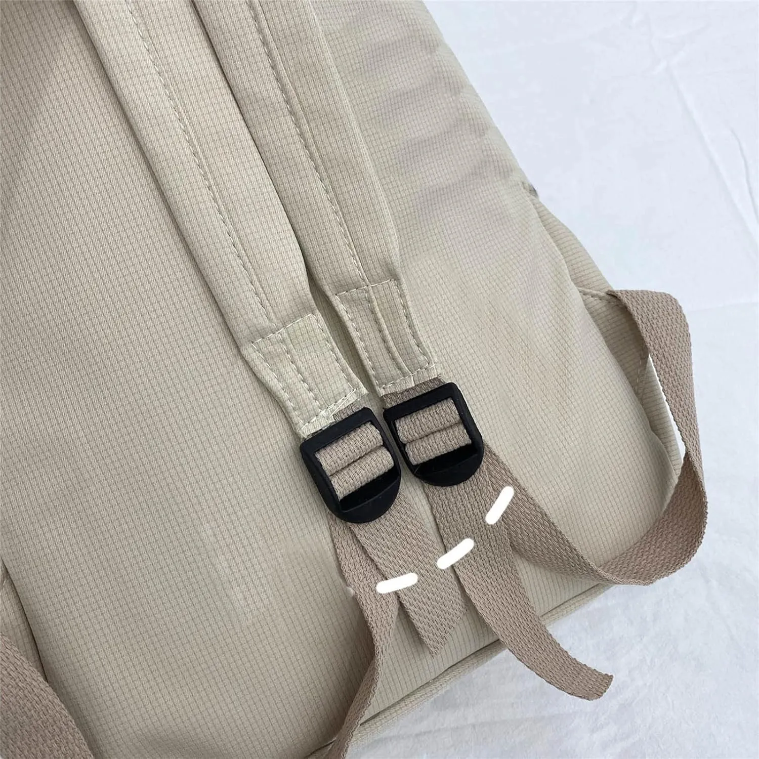 Leather Travel Backpack for Women Casual Daypack with Anti-Theft Back Pocket Fashion Faux Work Travel Handbags(Beige)