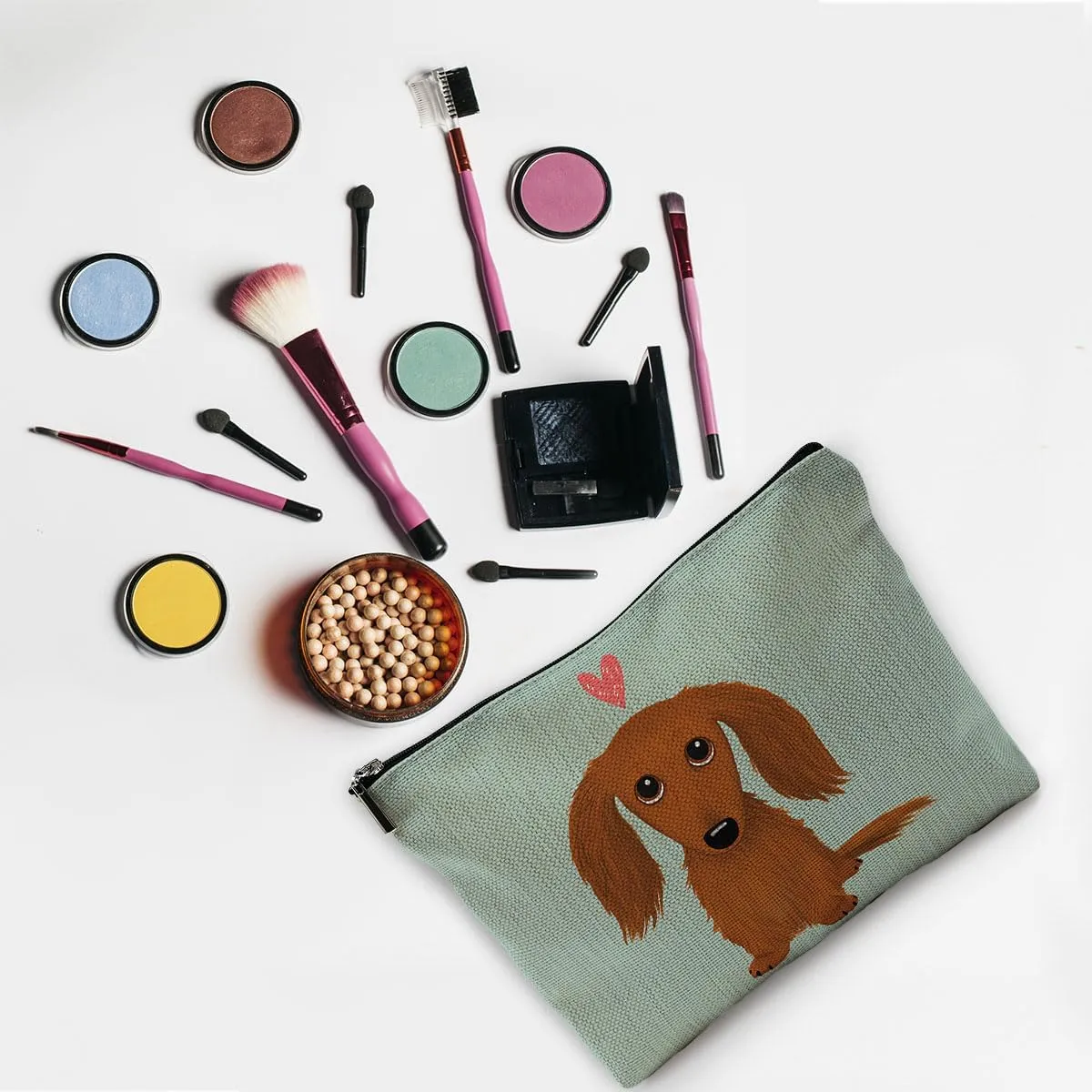 Long-Haired Dachshund Cartoon Wiener Dog Heart Makeup Bag Travel Cosmetic Bags,Funny Dachshund Puppy Dog Cosmetic Makeup Bags With Zipper Pouch Travel Toiletry Case,Dachshun,Green Cosmetic Bag