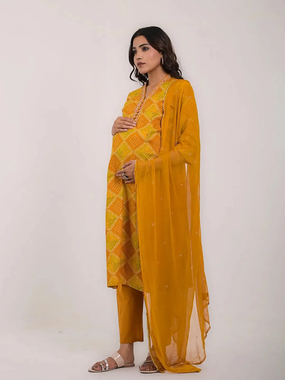 MUMZHUG MUSTARD COLORED BANDHEJ PRINT COTTON FEEDING AND MATERNITY KURTA PANT AND DUPATTA