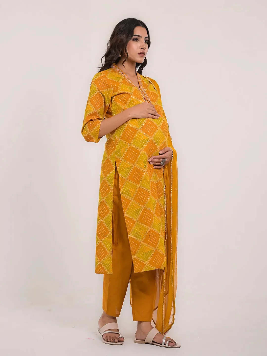 MUMZHUG MUSTARD COLORED BANDHEJ PRINT COTTON FEEDING AND MATERNITY KURTA PANT AND DUPATTA