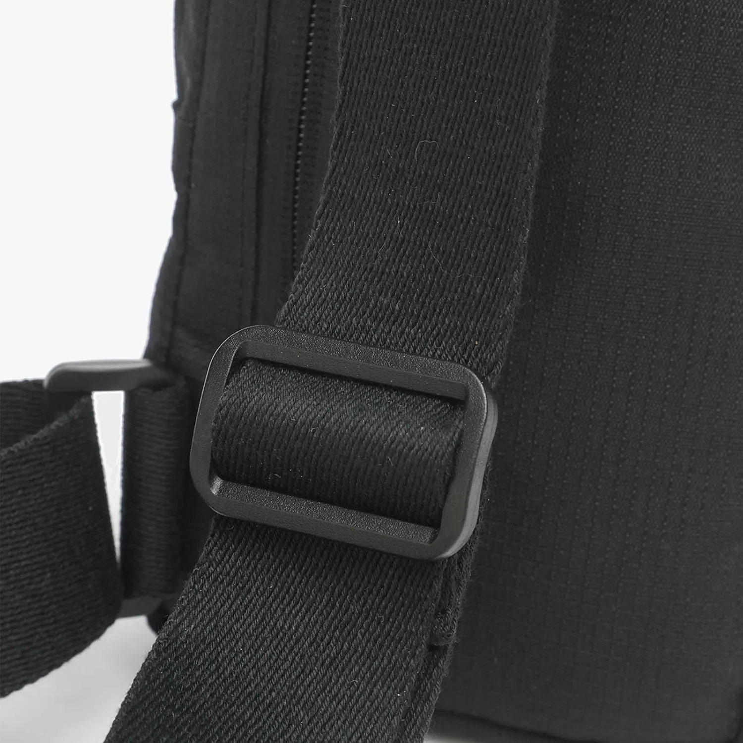    Shoulder Crossbody Bag Hiking Backpack Travel Bag Men Women Sling Backpack Multifunctional (Black)